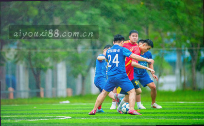 曼联这场硬仗主力全上 战术对头稳拿三分